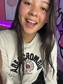 Paloma  LS online show from November 18, 2025, 6:01 pm