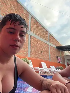 Snapshot of AbbySmiitth_ chatting on September 30, 2025, 10:04 pm AbbySmiitth online show from September 30, 2025, 10:04 pm