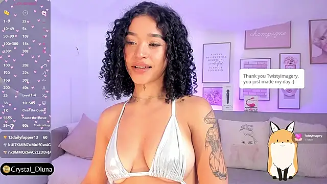 Crystal Dluna online show from January 23, 2025, 3:32 pm