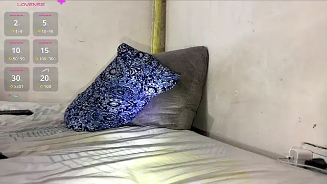 KENDER21  online show from October 24, 2025, 8:11 am