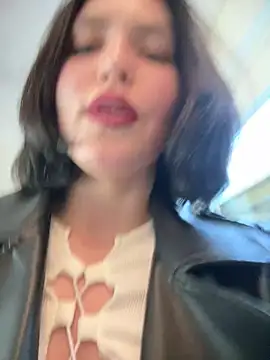 meow girl online show from December 27, 2024, 10:23 am