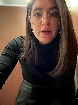 meow girl online show from October 4, 2025, 11:08 am