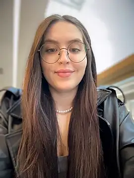 meow girl online show from April 1, 2026, 10:05 am