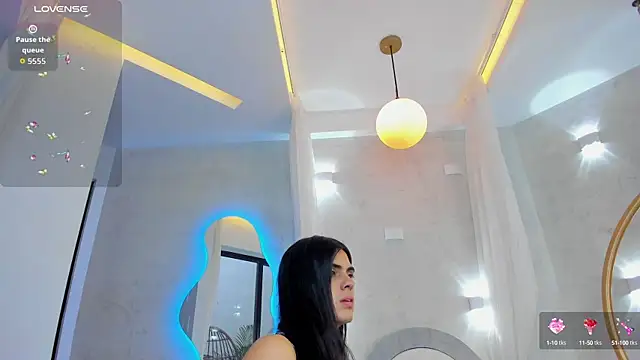 Venusflame   online show from October 21, 2025, 11:44 am