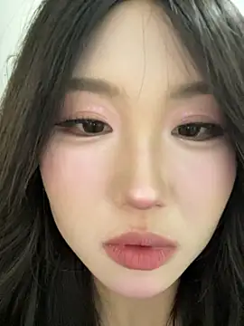 xyebobs online show from March 26, 2026, 2:44 pm