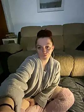 Stoner BarbieXX online show from March 12, 2025, 11:01 pm