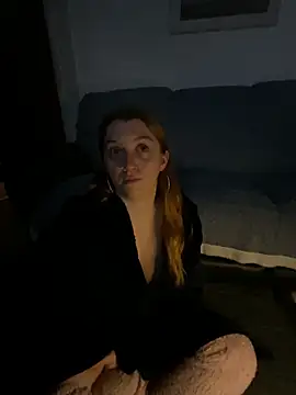 Snapshot of Stoner_BarbieXX chatting on March 11, 2026, 10:49 pm Stoner BarbieXX online show from March 11, 2026, 10:49 pm