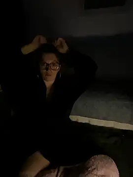 Snapshot of Stoner_BarbieXX chatting on March 15, 2026, 10:38 pm Stoner BarbieXX online show from March 15, 2026, 10:38 pm