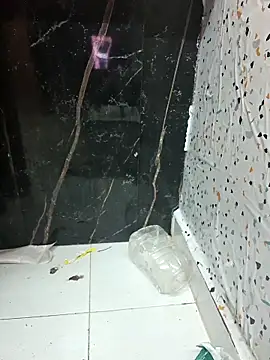 Snapshot of milf-kaira chatting on October 15, 2025, 4:56 am milf-kaira online show from October 15, 2025, 4:56 am