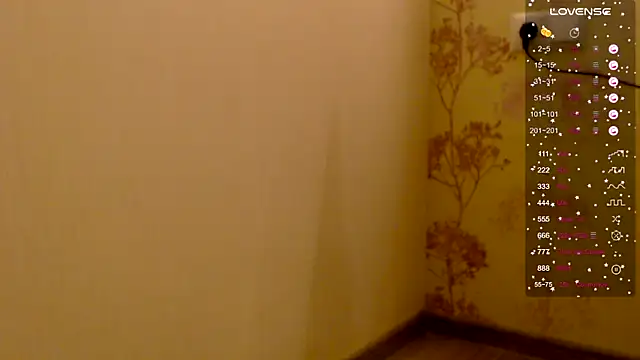 Snapshot of _Sexy-Mia_ chatting on January 27, 2025, 8:49 pm Sexy-Mia online show from January 27, 2025, 8:49 pm