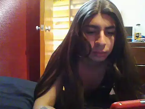 Snapshot of Yasmin_Paez99 chatting on October 21, 2025, 7:25 pm Yasmin Paez99 online show from October 21, 2025, 7:25 pm