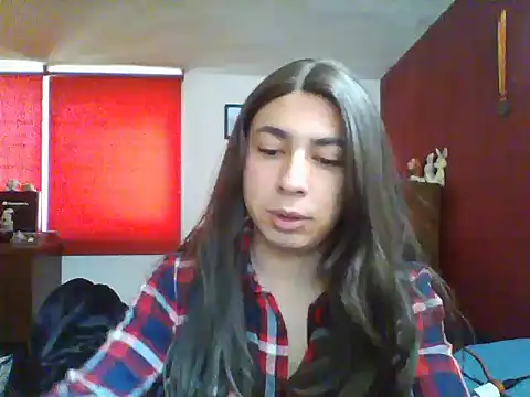 Snapshot of Yasmin_Paez99 chatting on October 23, 2025, 5:12 pm Yasmin Paez99 online show from October 23, 2025, 5:12 pm