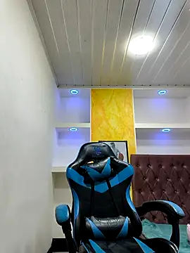 zoe connor19 online show from November 30, 2025, 10:41 am