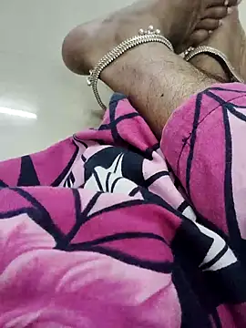 Snapshot of Tamilrojanew chatting on October 14, 2025, 9:10 am Tamilrojanew online show from October 14, 2025, 9:10 am