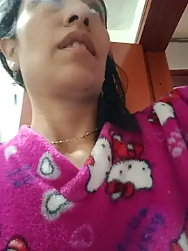 Snapshot of chloewildd_ chatting on September 21, 2025, 3:24 pm chloewildd online show from September 21, 2025, 3:24 pm