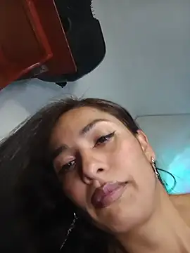 chloewildd  online show from July 5, 2026, 10:06 pm