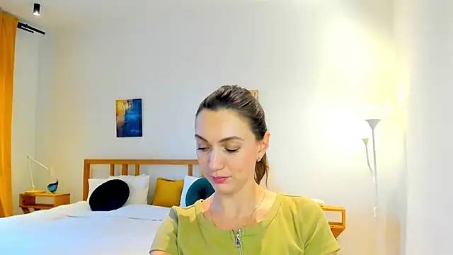 LovelyeeMia online show from December 10, 2024, 10:49 am