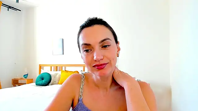 LovelyeeMia online show from December 17, 2024, 11:17 am