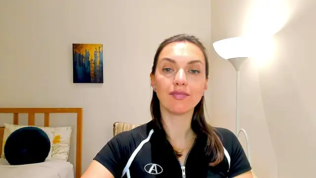 LovelyeeMia online show from December 20, 2024, 8:55 pm