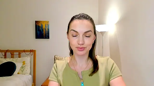 LovelyeeMia online show from December 24, 2024, 3:37 pm