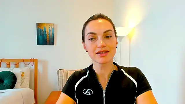 LovelyeeMia online show from December 28, 2024, 11:09 am