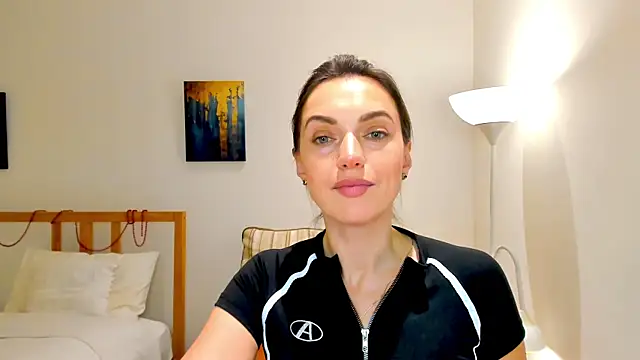 LovelyeeMia online show from January 7, 2025, 2:41 pm