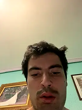 Frantri00xh online show from October 30, 2025, 5:13 pm