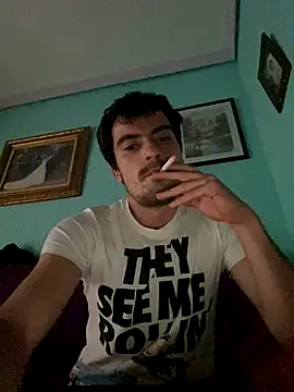 Frantri00xh online show from November 4, 2025, 6:34 am