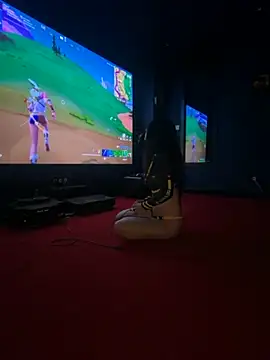 lenalux online show from November 26, 2025, 2:18 pm