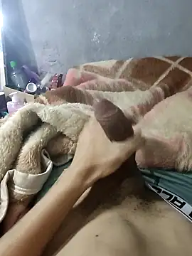 Juliano69xv online show from October 28, 2025, 12:30 pm