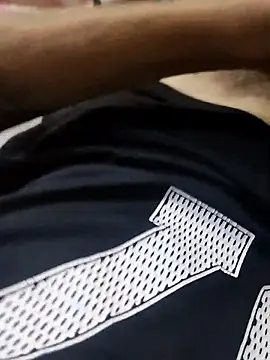 Juliano69xv online show from November 29, 2025, 1:36 pm