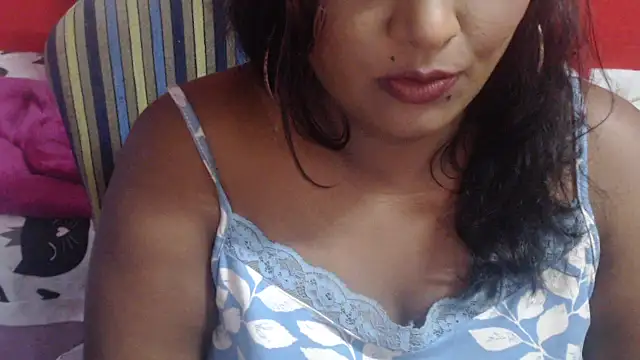 Snapshot of INDIANSIN2 chatting on July 13, 2026, 5:05 pm INDIANSIN2 online show from July 13, 2026, 5:05 pm