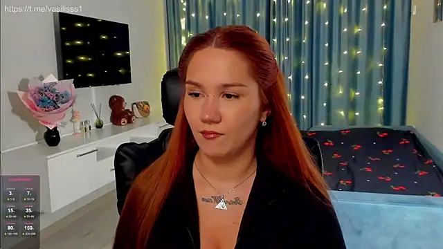 Snapshot of VasilisaHaas chatting on October 21, 2025, 10:32 pm VasilisaHaas online show from October 21, 2025, 10:32 pm