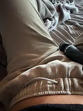 Ana-05 online show from October 5, 2025, 1:20 pm