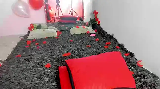 carolayrosse online show from February 15, 2025, 11:39 am