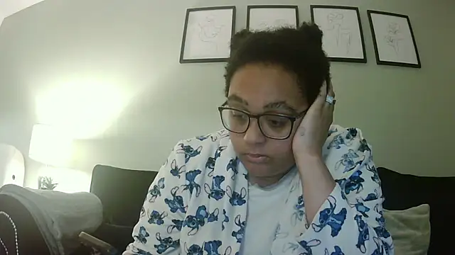 vanilla chocolate23 online show from October 20, 2025, 6:58 am