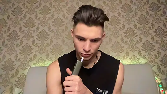 Snapshot of denlover1 chatting on March 15, 2025, 1:29 pm denlover1 online show from March 15, 2025, 1:29 pm