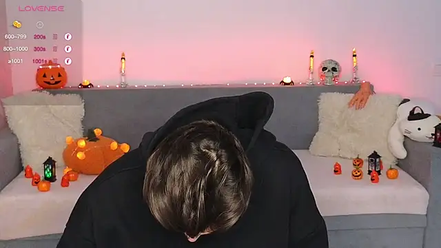 denlover1 online show from October 12, 2025, 7:40 am