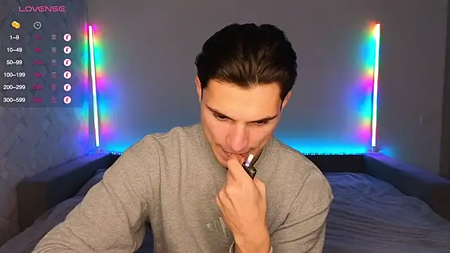 denlover1 online show from November 21, 2025, 12:48 pm