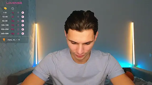 denlover1 online show from November 23, 2025, 9:09 am