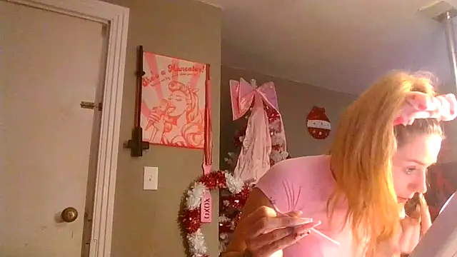 lexybabyxo online show from December 19, 2025, 2:02 pm