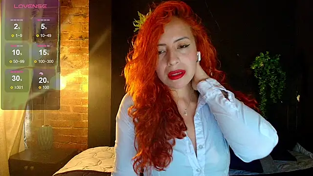 sahra taylor  online show from October 9, 2025, 4:27 pm