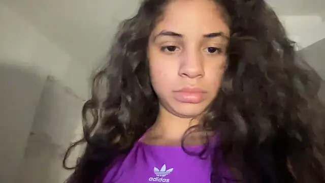 Snapshot of Susandolls chatting on February 23, 2025, 11:25 pm Susandolls online show from February 23, 2025, 11:25 pm