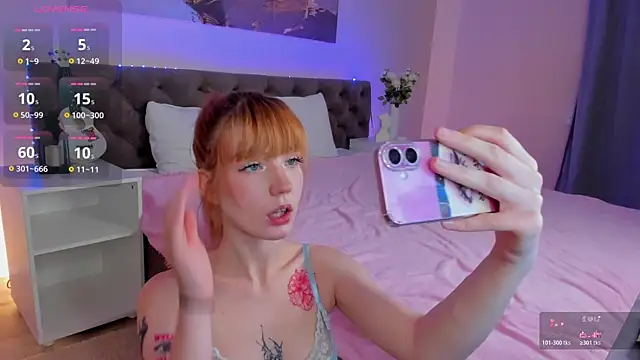 Linablueeyed online show from November 7, 2025, 9:09 am