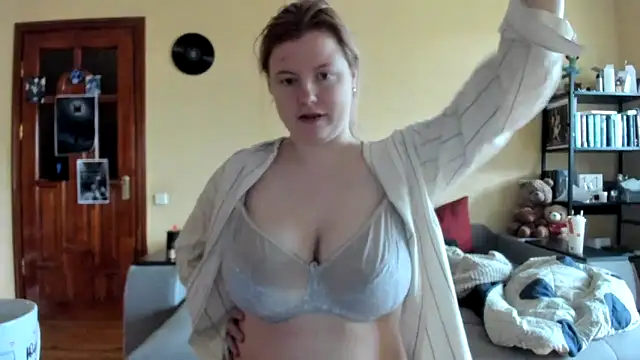 LillyDepp online show from April 9, 2026, 10:20 am