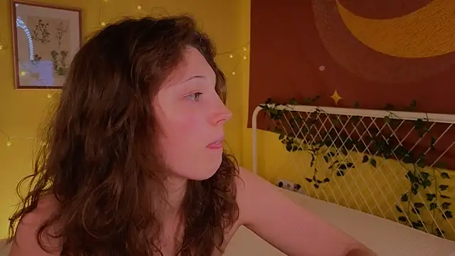 cherry lea online show from October 7, 2025, 11:51 am