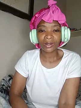 NunuBerry16 online show from July 13, 2026, 9:50 pm