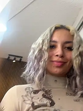 Snapshot of catalina_clark_ chatting on November 13, 2025, 12:59 pm catalina clark online show from November 13, 2025, 12:59 pm