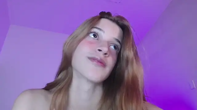 Nora Vennucci online show from December 8, 2024, 11:08 pm