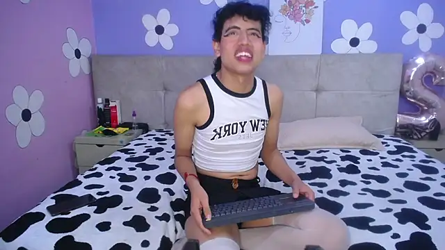 Eimyflorian online show from January 27, 2025, 2:46 pm